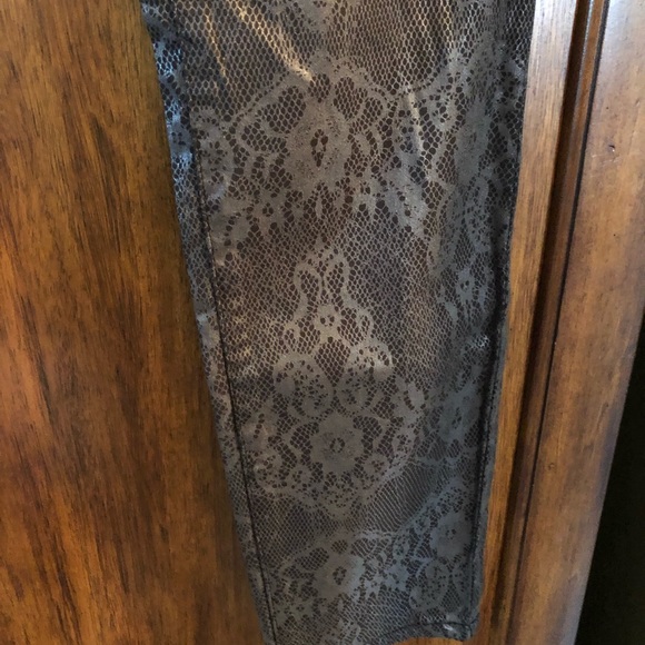 Cache pants - Picture 3 of 5